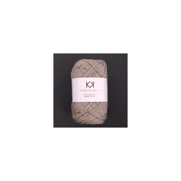 Dark Linen Recycled Bottle Yarn (20)