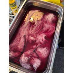 H�ndfarvning af garn - workshop for begyndere - 8. februar 2026 kl. 10-15