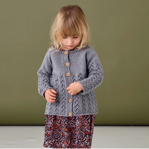 Cardigan med rundt brestykke (digital)